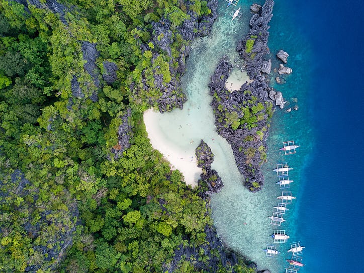 Tao, Phillipines - Travel9to5.com