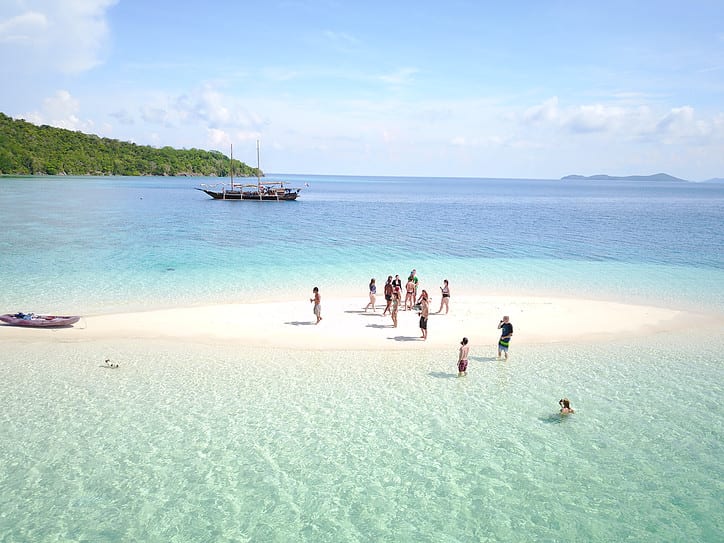 Tao, Phillipines - Travel9to5.com